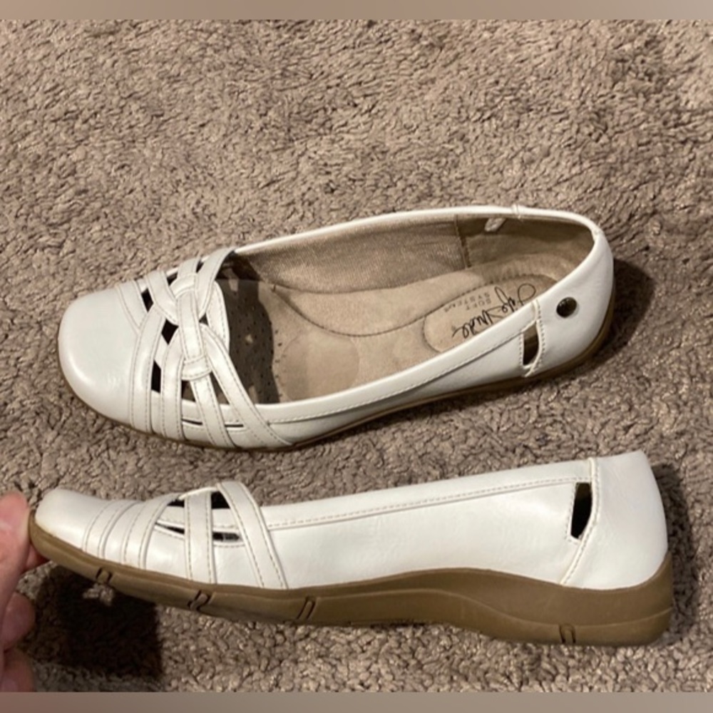 Life Stride Soft System Wonens Flats Size 6.5